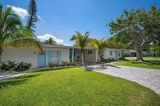 Luxury home in Bradenton Beach, Manatee County