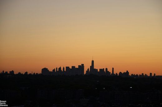 Appartement à Forest Hills, Comté de Queens