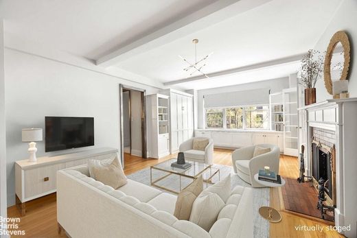 Apartment in Midtown East, New York County