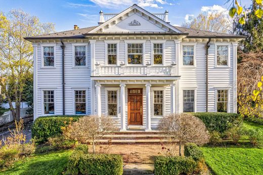 Luxury home in Madison, Morris County