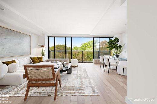 Apartment in Upper East Side, New York County