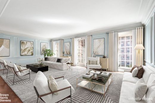 Apartment / Etagenwohnung in Upper East Side, New York County
