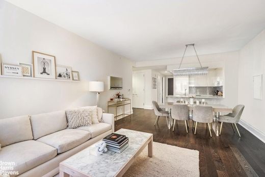 Apartment in Upper West Side, New York County