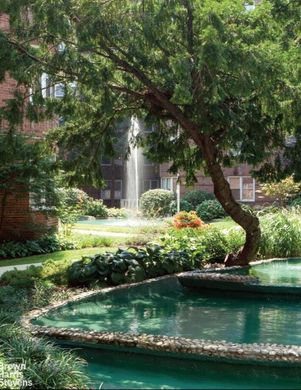 Apartment in Jackson Heights, Queens