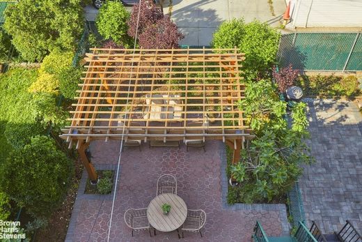 Lüks ev Steinway, Queens County