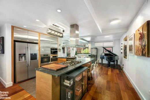 Apartment in Downtown, New York County