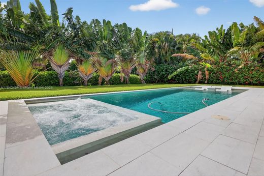 Hallandale Beach, Broward Countyの高級住宅