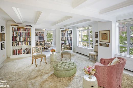 아파트 / Midtown East, New York County