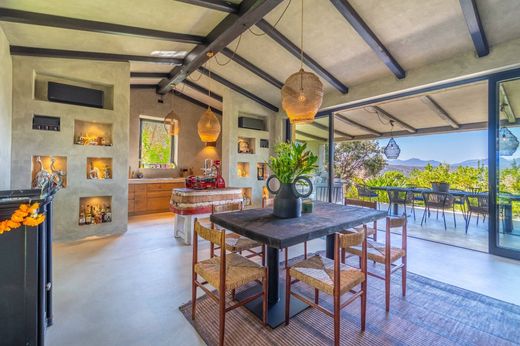 Casa de luxo - San Pantaleo, Provincia di Sassari