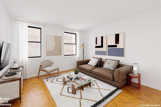 Apartment / Etagenwohnung in East Village, New York County