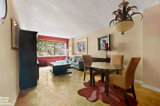 Apartment in Murray Hill, New York County