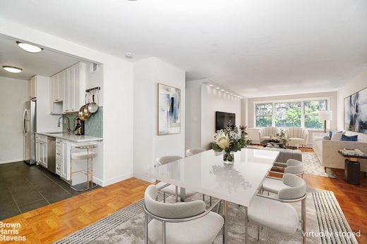 Apartment in Upper East Side, New York County