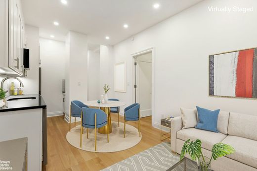 Apartment in Upper West Side, New York County