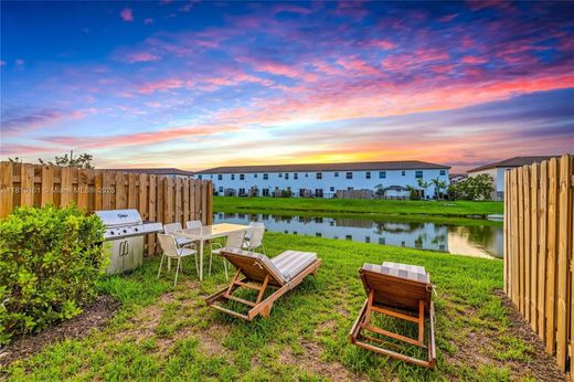 Dom miejski w Miami, Miami-Dade County