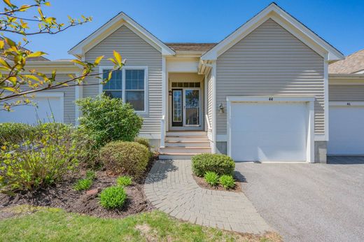 ﺷﻘﺔ ﻓﻲ Mashpee, Barnstable County