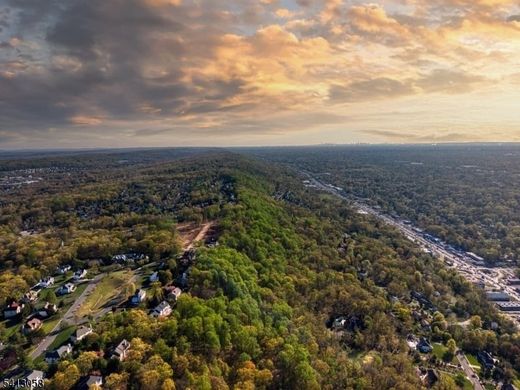 Land in Green Brook Township, Somerset County