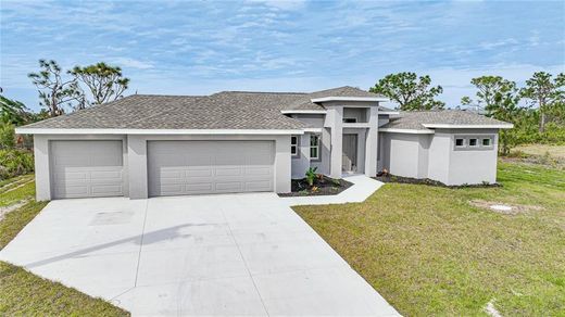 Luxury home in Port Charlotte, Charlotte County