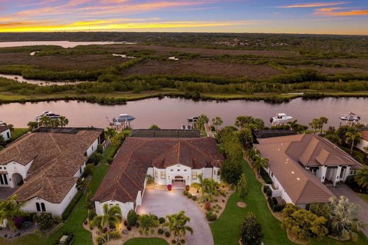 Luxury home in Parrish, Manatee County