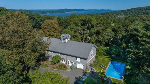 Luxury home in Hastings-on-Hudson, Westchester County
