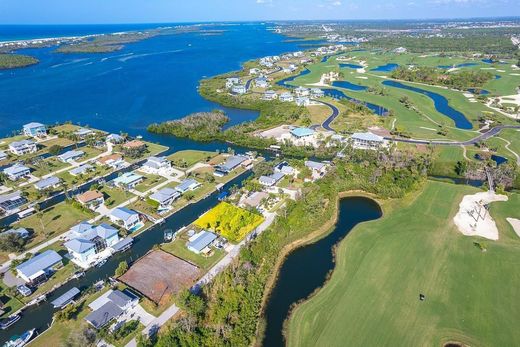 Grond in Englewood, Sarasota County