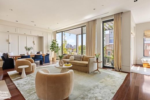 Apartment / Etagenwohnung in Cobble Hill, Kings County