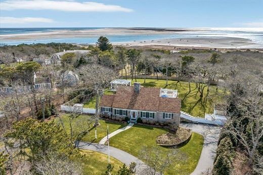 Luxury home in Chatham, Barnstable County