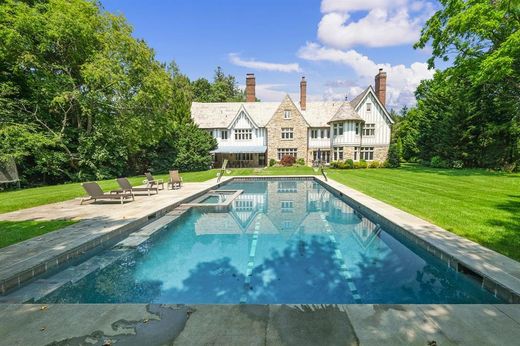 Luxury home in Scarsdale, Westchester County