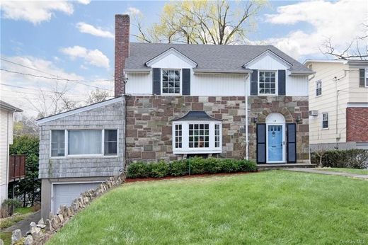 Luxury home in Dobbs Ferry, Westchester County