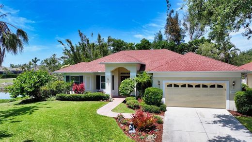 Luxury home in Bradenton, Manatee County