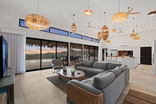 Luxury home in Santa Cruz, Santa Cruz County