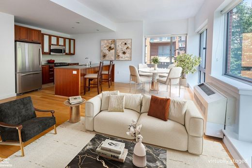 Apartment in Riverdale, Bronx County