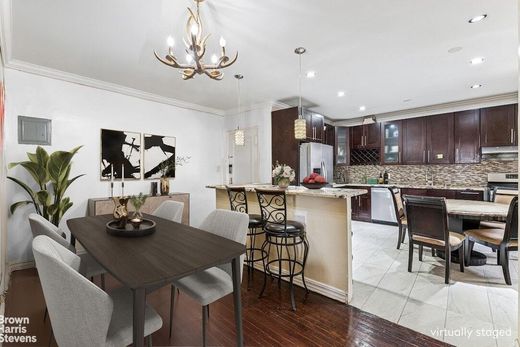 아파트 / Elmhurst, Queens County