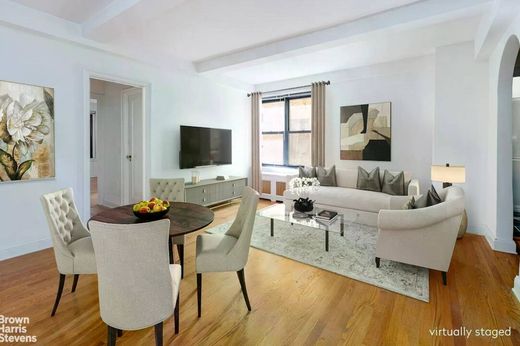Apartment in Upper West Side, New York County