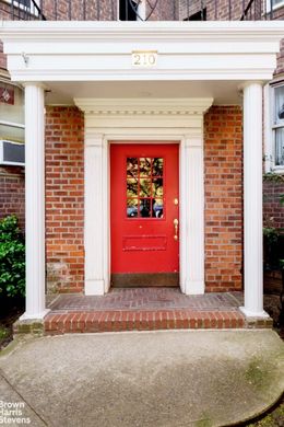 Apartment in Cobble Hill, Kings County