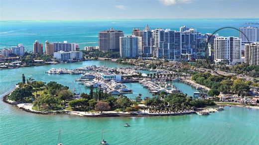 Таунхаус, Sarasota, Sarasota County