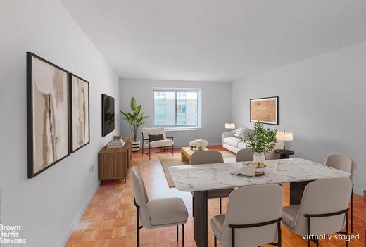 Apartment / Etagenwohnung in Upper Manhattan, New York County