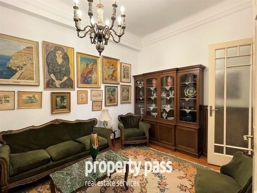 アテネ, Nomarchía Athínasの高級住宅