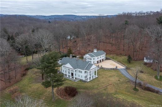 Luxury home in Chappaqua, Westchester County