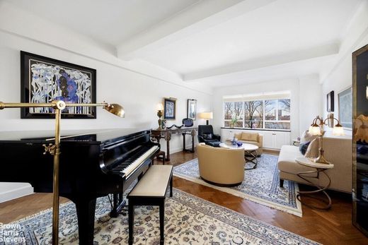 Apartment in Upper West Side, New York County