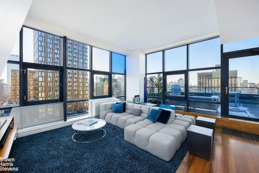 Apartment in Lower East Side, New York County