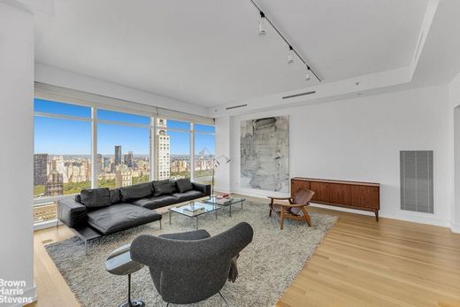 Apartment in Midtown East, New York County