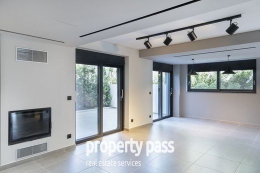 Apartament w Vouliagméni, Nomarchía Anatolikís Attikís