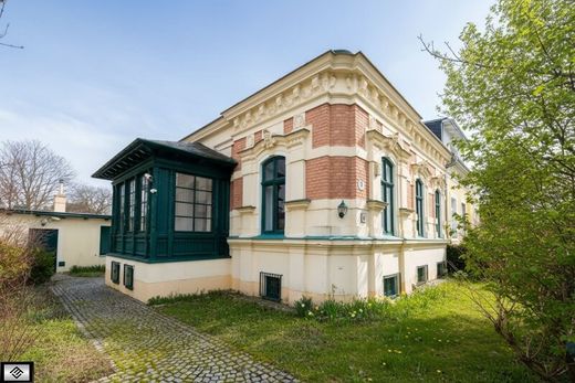 Villa in Mödling, Politischer Bezirk Mödling