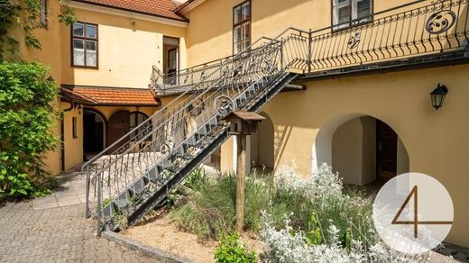 Lüks ev Ernstbrunn, Politischer Bezirk Korneuburg
