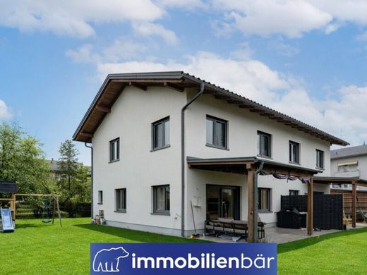 Luxury home in Sankt Pantaleon, Politischer Bezirk Braunau am Inn