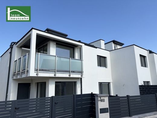 Luxus-Haus in Bad Vöslau, Politischer Bezirk Baden