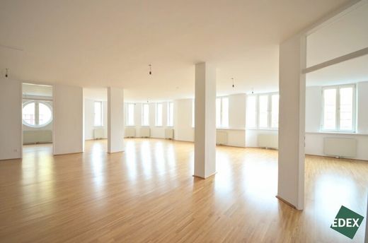 Офис, Вена, Wien Stadt