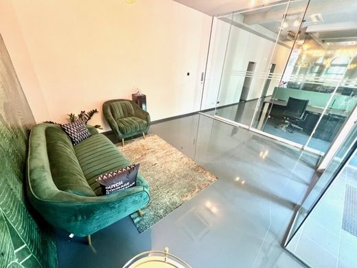 ウィーン
, Wien Stadtのオフィス