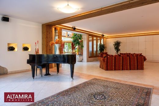 Villa in Fischamend Dorf, Politischer Bezirk Bruck an der Leitha