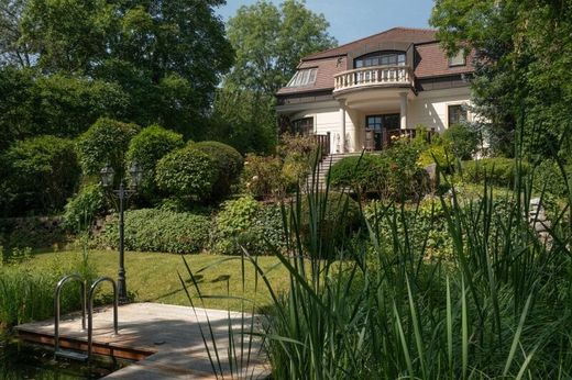 Casa de luxo - Maria Enzersdorf, Politischer Bezirk Mödling